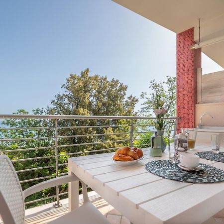 Abruzzodamare Amazing Apartments With Romantic Sea View Франкавилла-аль-Маре Экстерьер фото