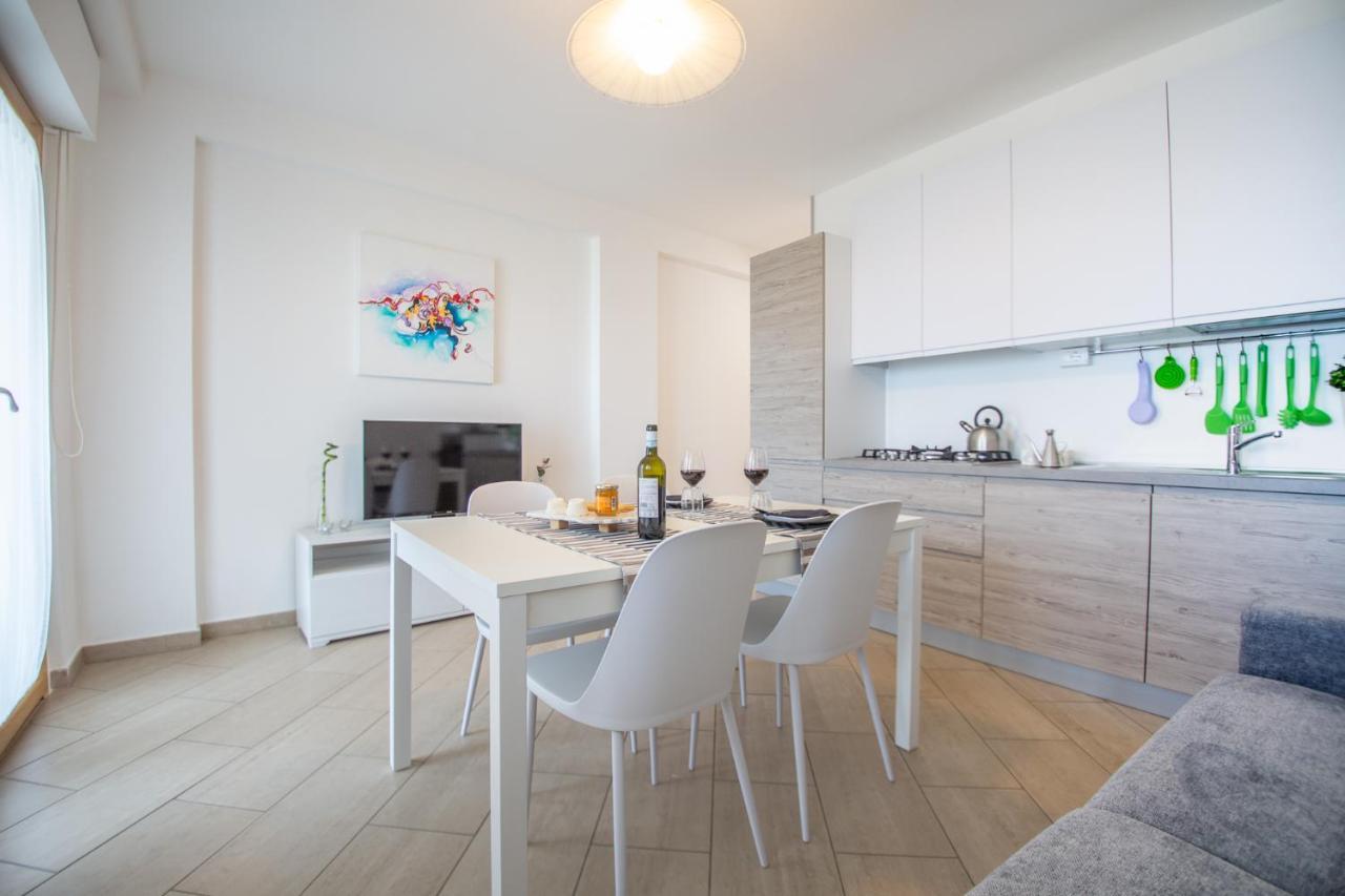 Abruzzodamare Amazing Apartments With Romantic Sea View Франкавилла-аль-Маре Экстерьер фото