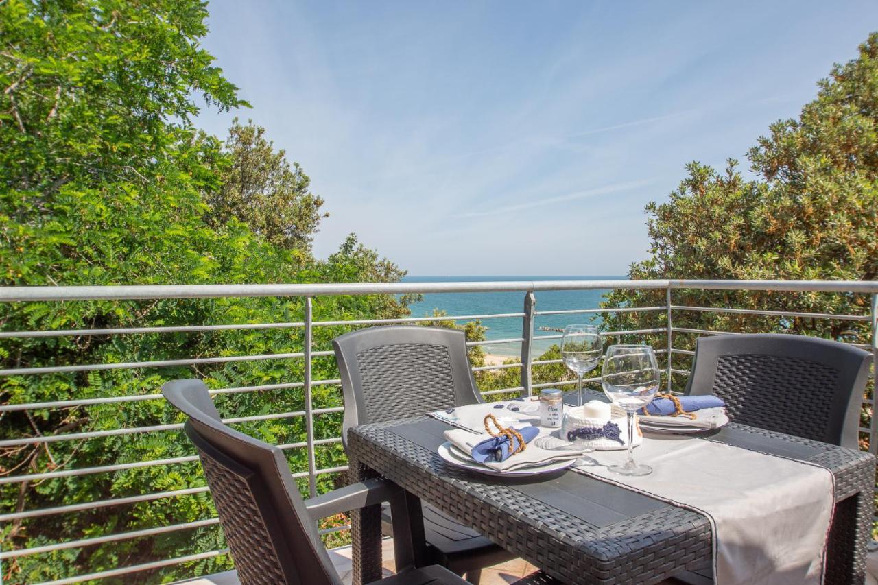Abruzzodamare Amazing Apartments With Romantic Sea View Франкавилла-аль-Маре Экстерьер фото