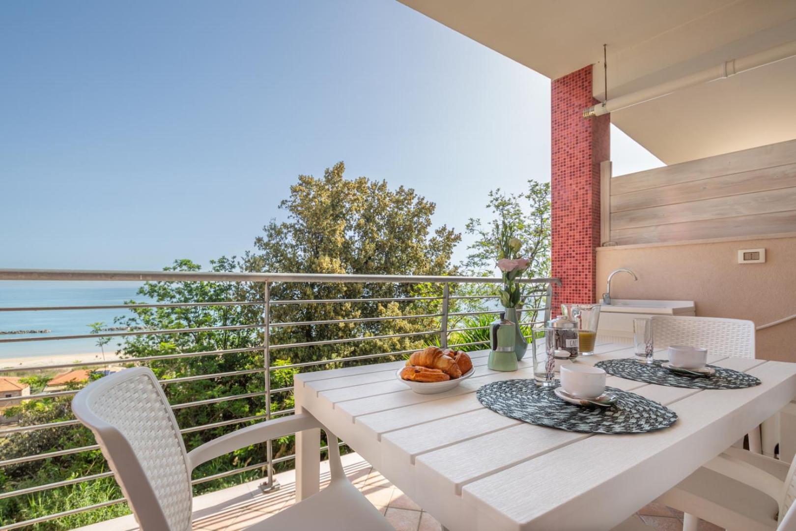 Abruzzodamare Amazing Apartments With Romantic Sea View Франкавилла-аль-Маре Экстерьер фото